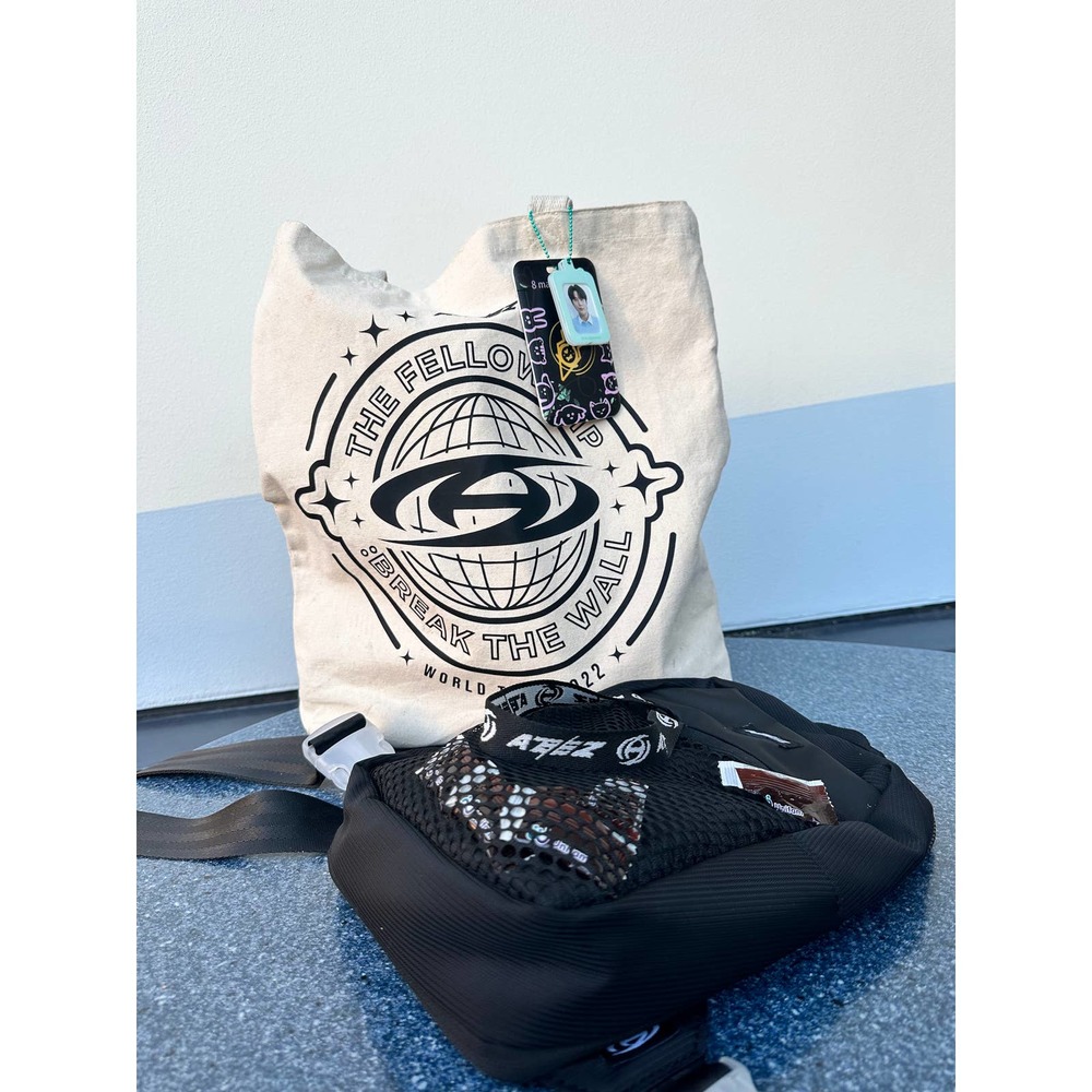 ATEEZ fellowship "Break The Wall" canvas tote bag.